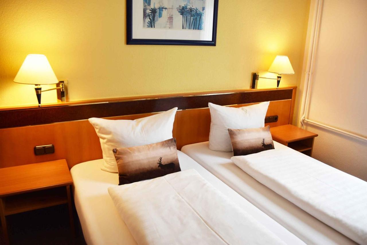 Landhotel Zum Hirsch Unterweissbach 외부 사진
