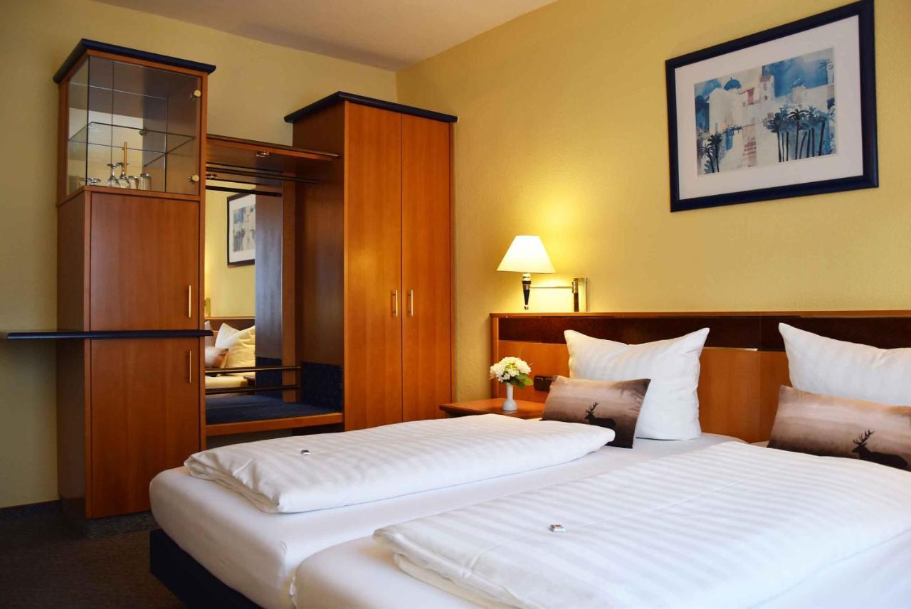 Landhotel Zum Hirsch Unterweissbach 외부 사진